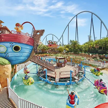 Cristobal Planet Costa Dorada アパート *
